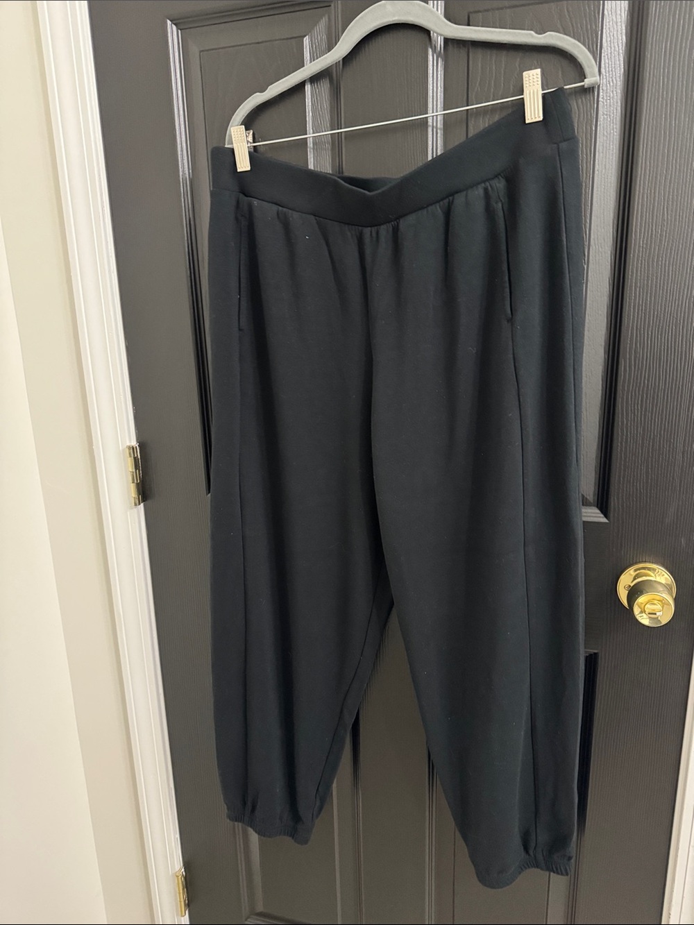 Lou & Grey Black Relaxed Jogger Pants